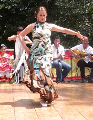 Dancer Claudia Roman