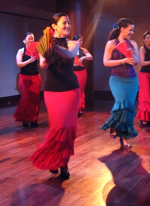Sylvia, Morgan, Margarita, Estela and Karina in tanguillos de Cadiz